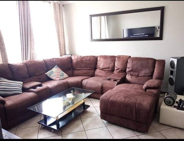1 BEDROOM APARTMENT FOR SALE IN GERMISTON SOUTH